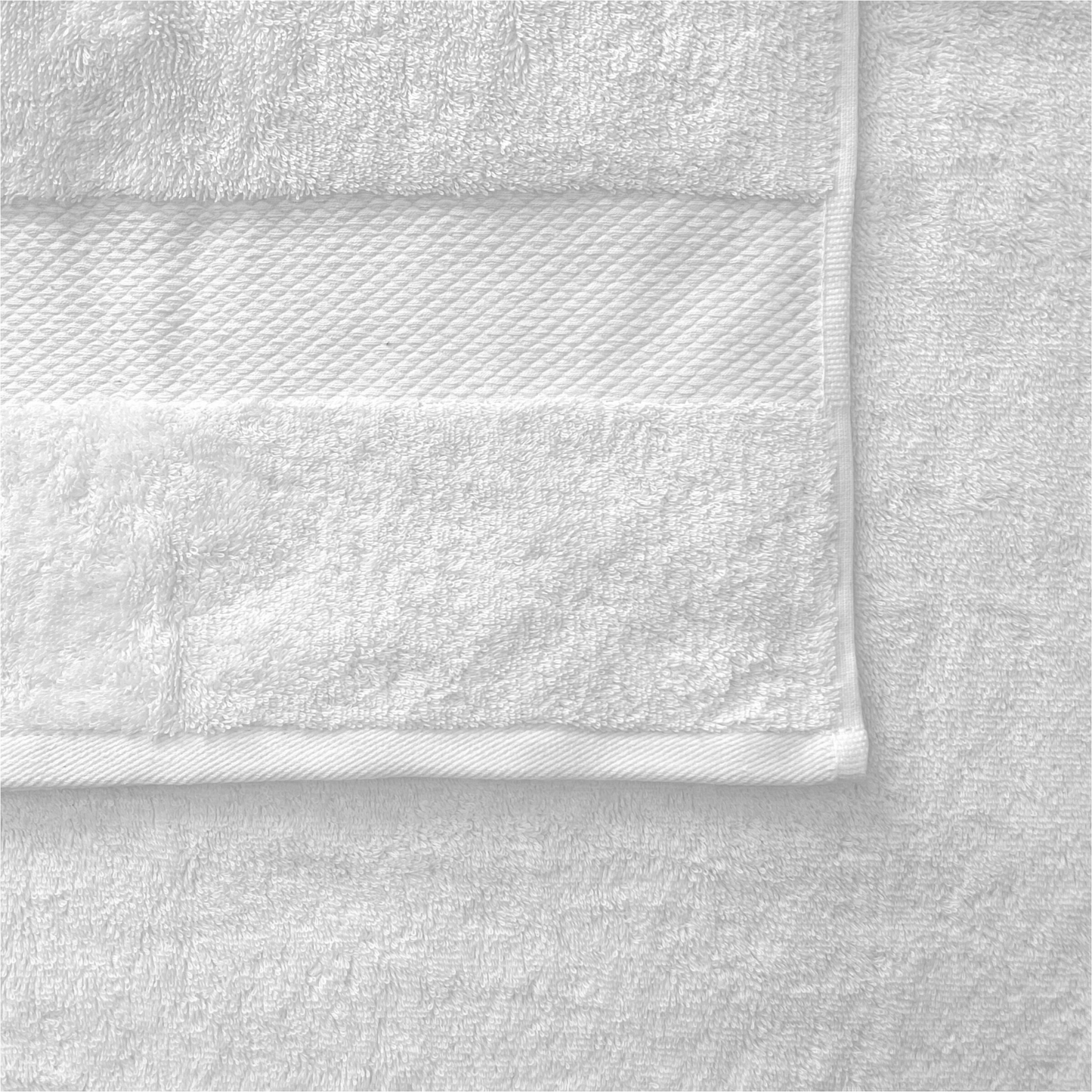 Weiche, saugfähige Plüschhandtücher aus 100% ägyptischer Baumwolle von Finole, luxuriös weich und 700 GSM.