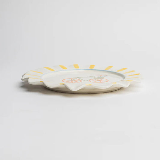 Gelber Steinzeug-Teller von Tranquillo, handbemalt, kinderfreundlich, VELOBLOOM Serie, dekorativer Essteller für den Alltag