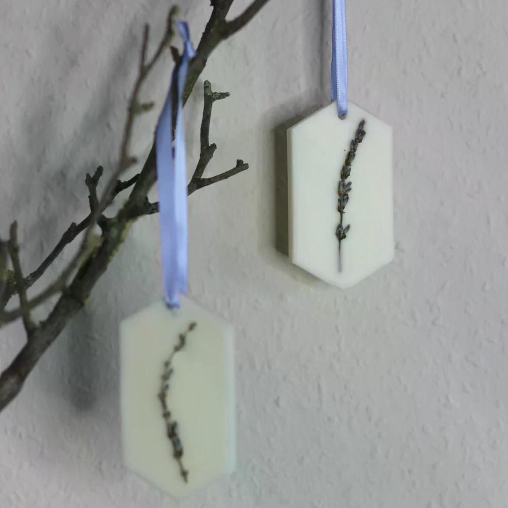 Maximalbeton - Duftaufhänger Lavendel - 2er Set