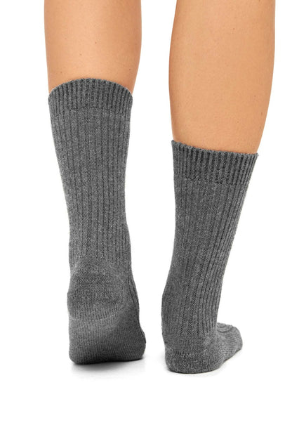 Apu Kuntur - Baby Alpaka PREMIUM Softsocken - Verdancia - grau 1