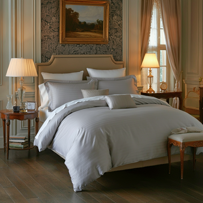 Eleganter Pinstripes Jacquard Deckenbezug aus 100% ägyptischer Baumwolle von Finole, seidiger Stoff, ganzjährig komfortabel, 500TC