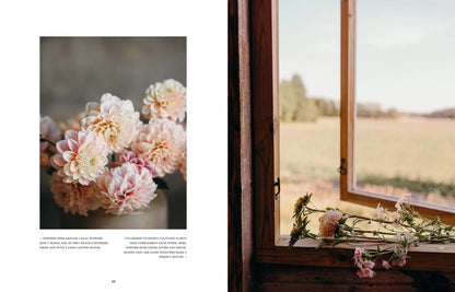 "Where Flowers Bloom" - Cozy Publishing - Coffee Table Book - Verdancia