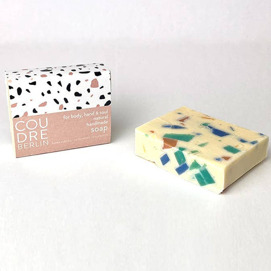 Handgefertigte Naturseife „Limestone“ – mediterran & würzig - Verdancia