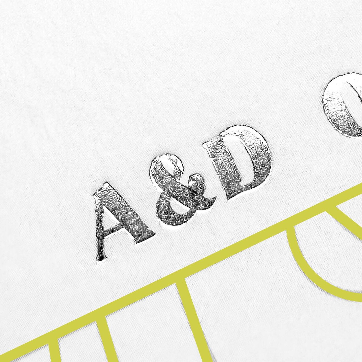 Kinder-Challengebuch von memories2make mit bunten Illustrationen und Platz für kreative Aktivitäten und Erinnerungen.