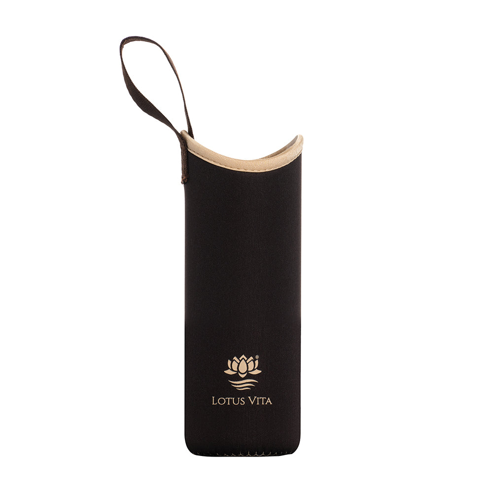 Neoprene protective cover for drinking bottle