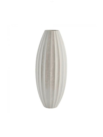Lene Bjerre Dekovase Esme aus handgefertigter Keramik mit Reliefstruktur in Off-White, Höhe 51 cm.
