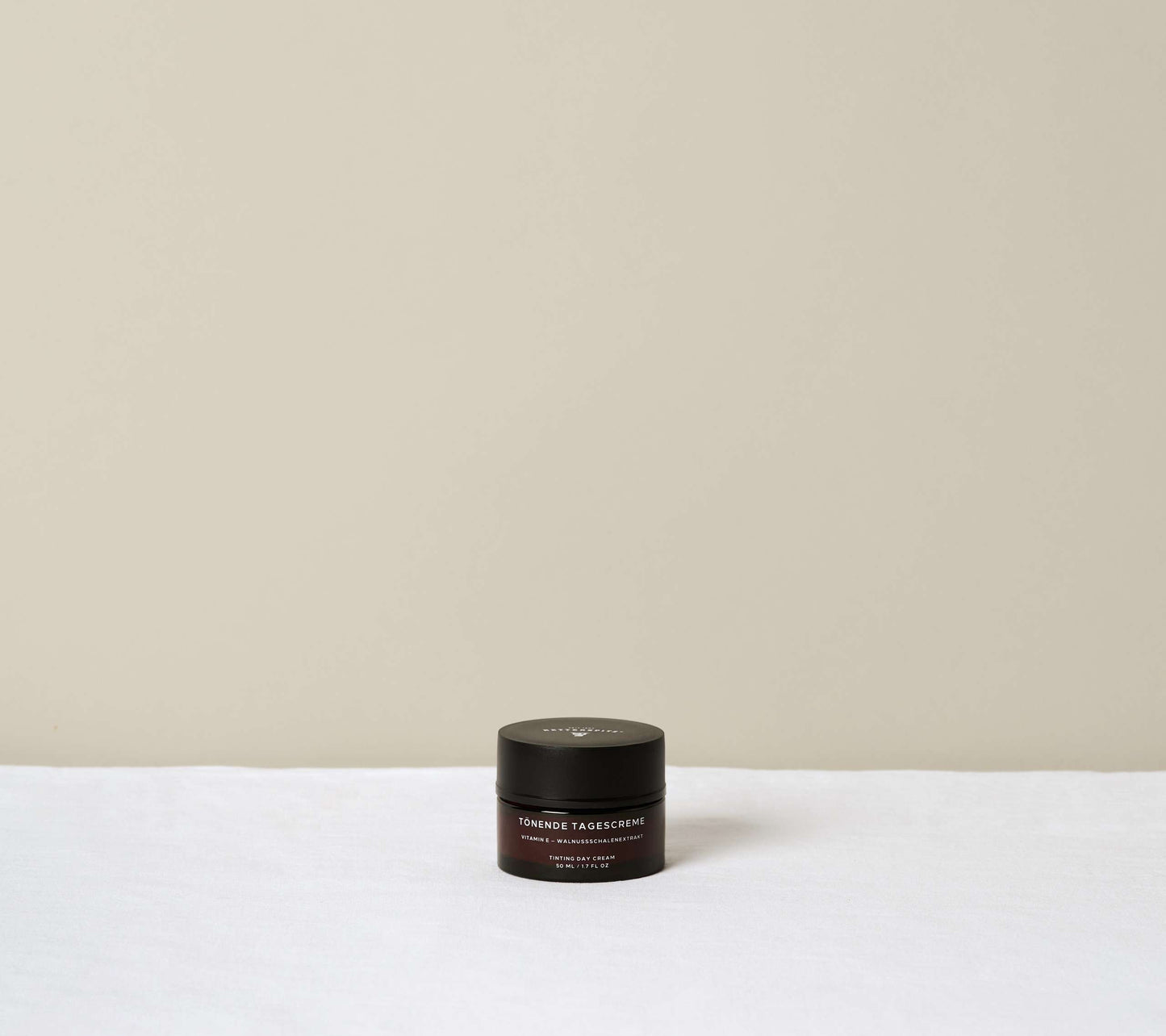 Retterspitz Tinted Day Cream – Balancing care with a natural glow