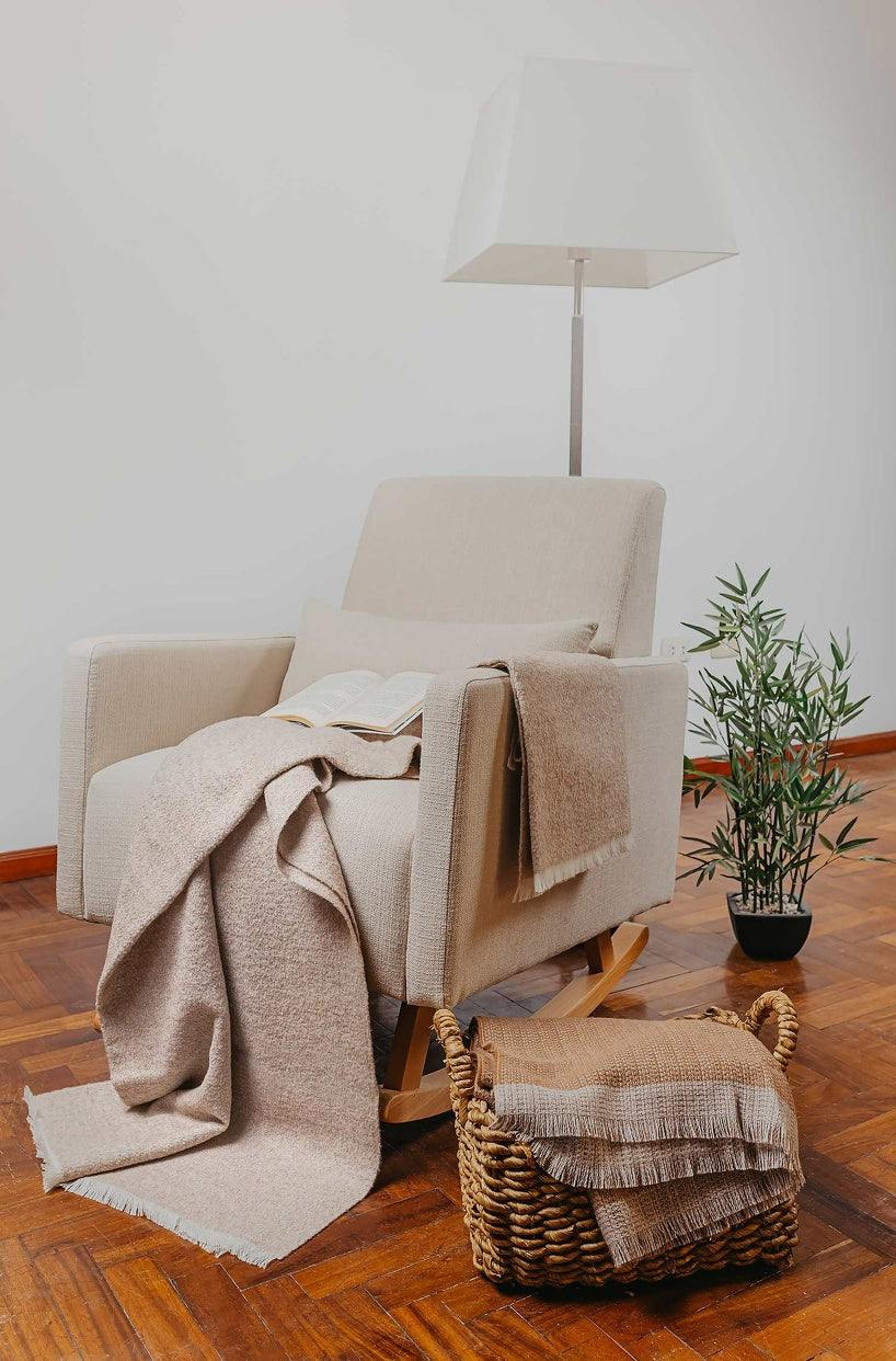 KUNA - Vivir Decke – 70 % Baby‑Alpaka & 30 % Schurwolle (Eco Line) - Verdancia