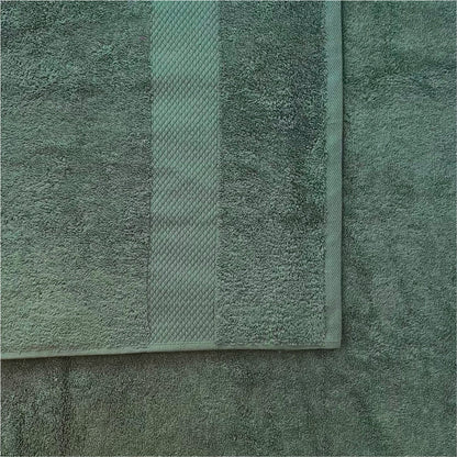 Weiche, saugfähige Handtücher von Finole aus 100 % ägyptischer Baumwolle mit 700 GSM, luxuriös und flauschig.