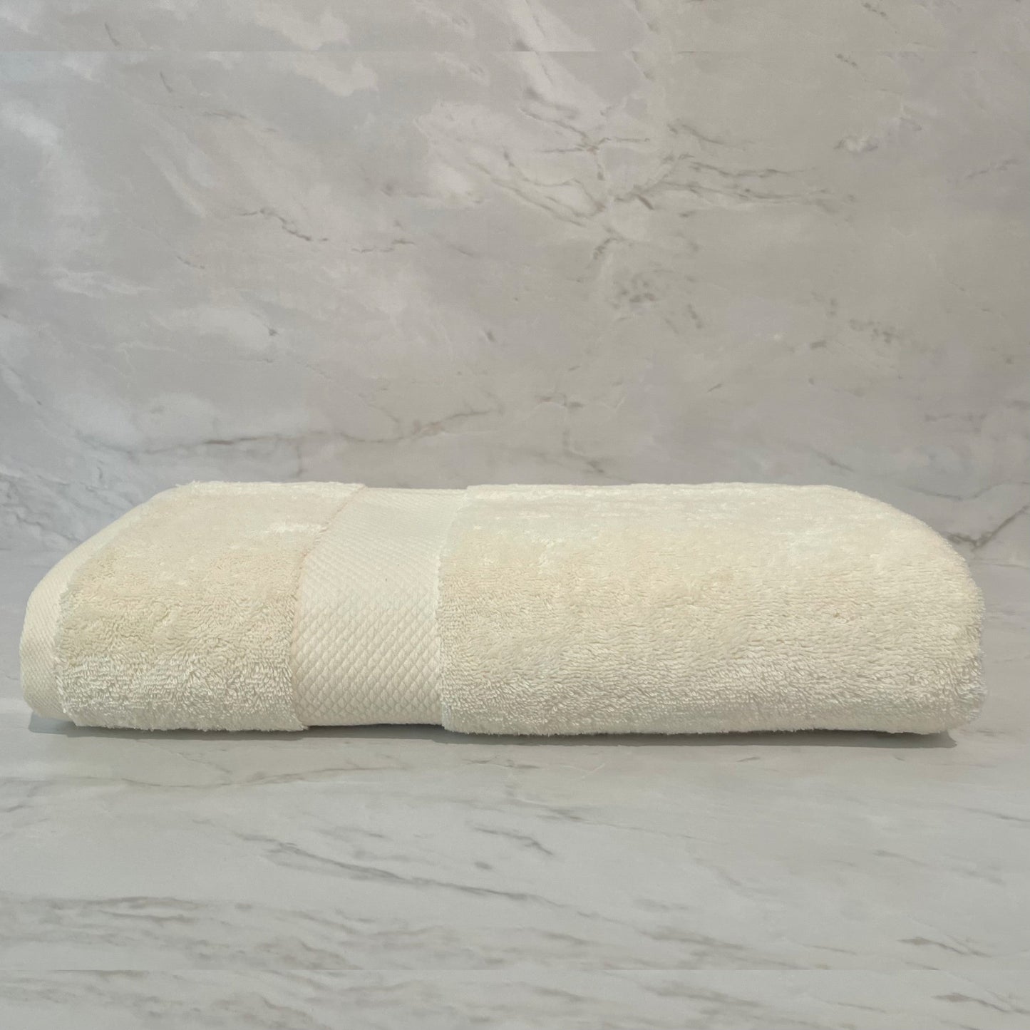Luxusweiche, saugfähige Plüsch-Handtücher von Finole aus 100% ägyptischer Baumwolle, flauschig und 700 GSM Gewicht