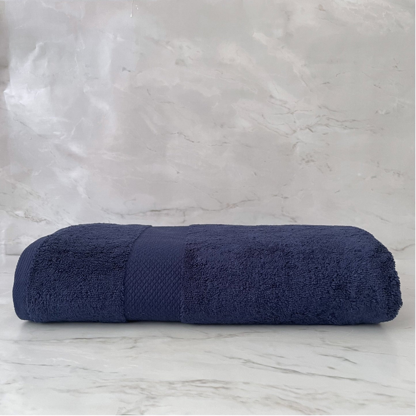 Luxuriöse, flauschige Finole Handtücher aus 100% ägyptischer Baumwolle, saugfähig und weich, mit 700 GSM.