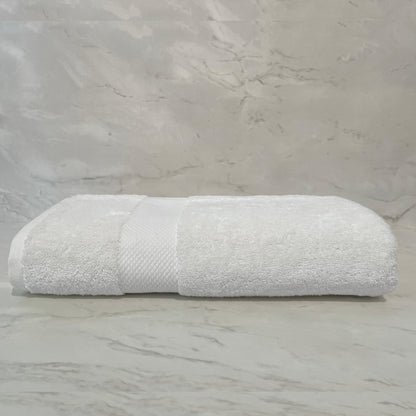 Weiche, flauschige Finole Handtücher aus 100% ägyptischer Baumwolle, saugfähig und luxuriös weich, in natürlicher Textur.