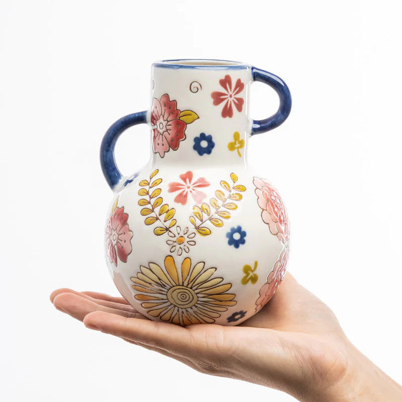 Handbemalter Tranquillo Steingutvase CHARMING COTTAGE mit floralem Design, dekorativ und langlebig.
