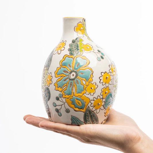 Große handbemalte Steinzeugvase CHARMING COTTAGE von Tranquillo mit floralem Design, dekorativ und farbenfroh.