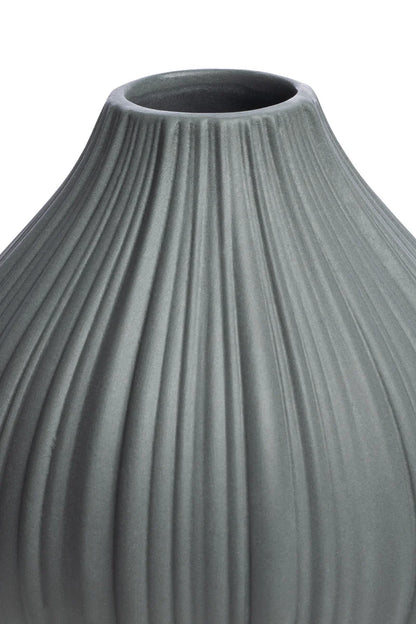 Vase VINTAGE grau aus Steinzeug von Tranquillo, minimalistisch und matt, mit schlichter, eleganter Form.