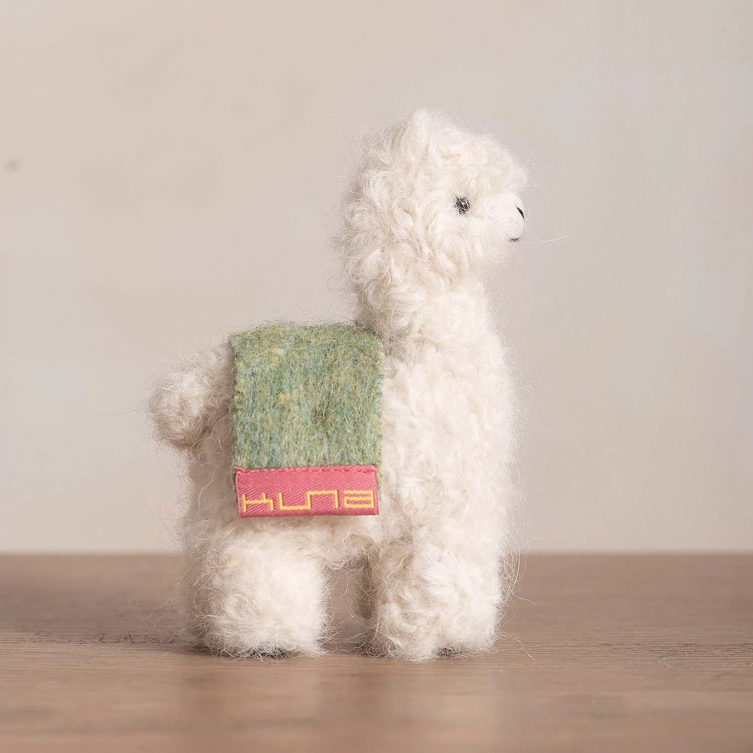 Kuna - QÓNI MEDIANO - Dekorations Plüschtier - 11cm - Verdancia